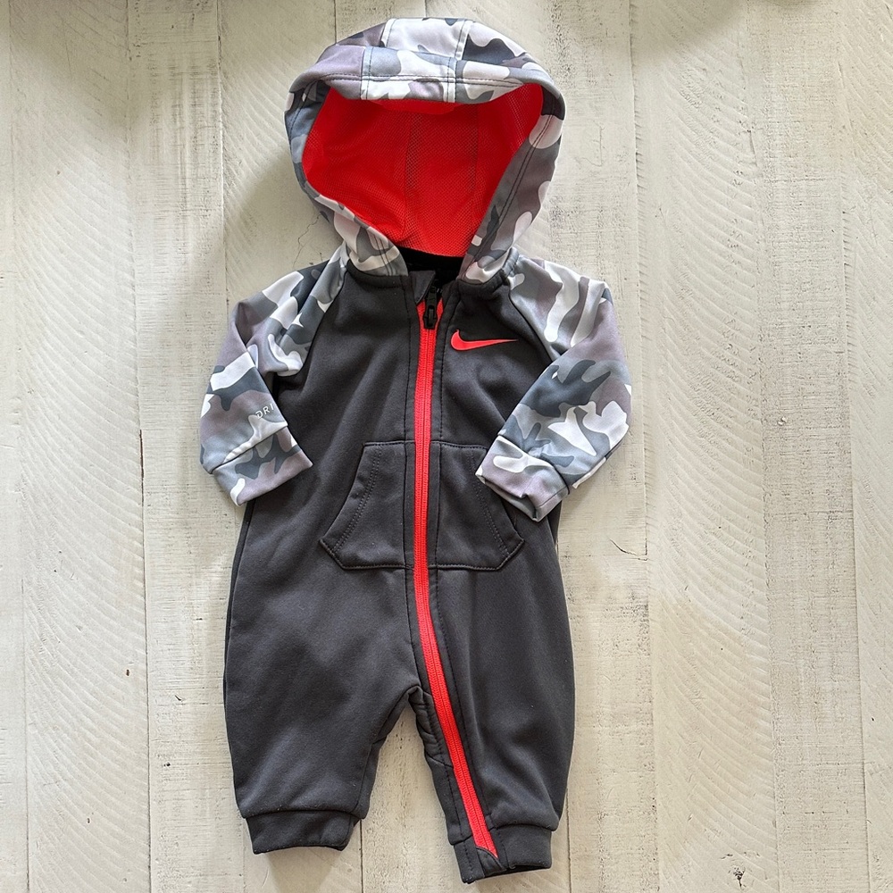 Nike Infant Camo Hoodie Jumpsuit - Black and Red